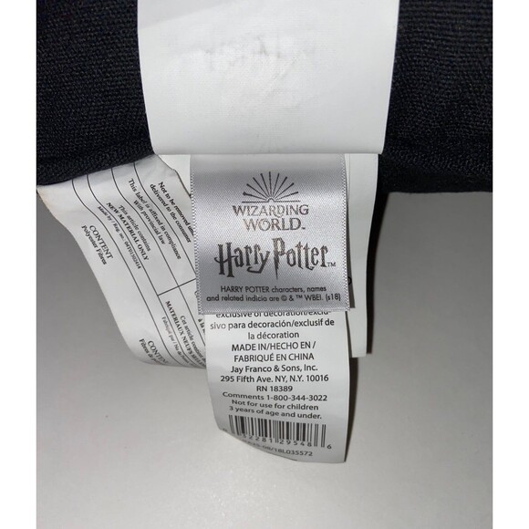 Universal Studios- Wizarding World Of Harry Potter Hogwarts Throw Pillow 13” - Picture 5 of 5